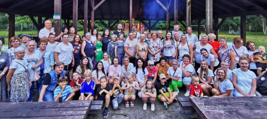 Integracja na polanie. Zapraszamy na Ognisko Społeczników!